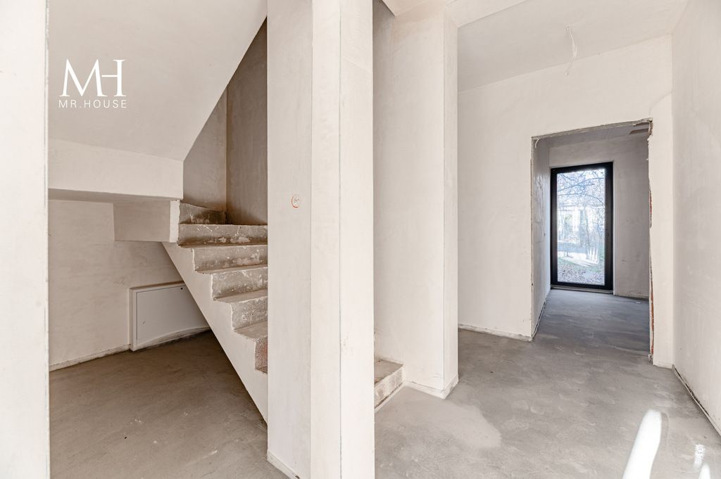 dom wolnostojący, 4 pokoje Zgierz. Zdjęcie 6