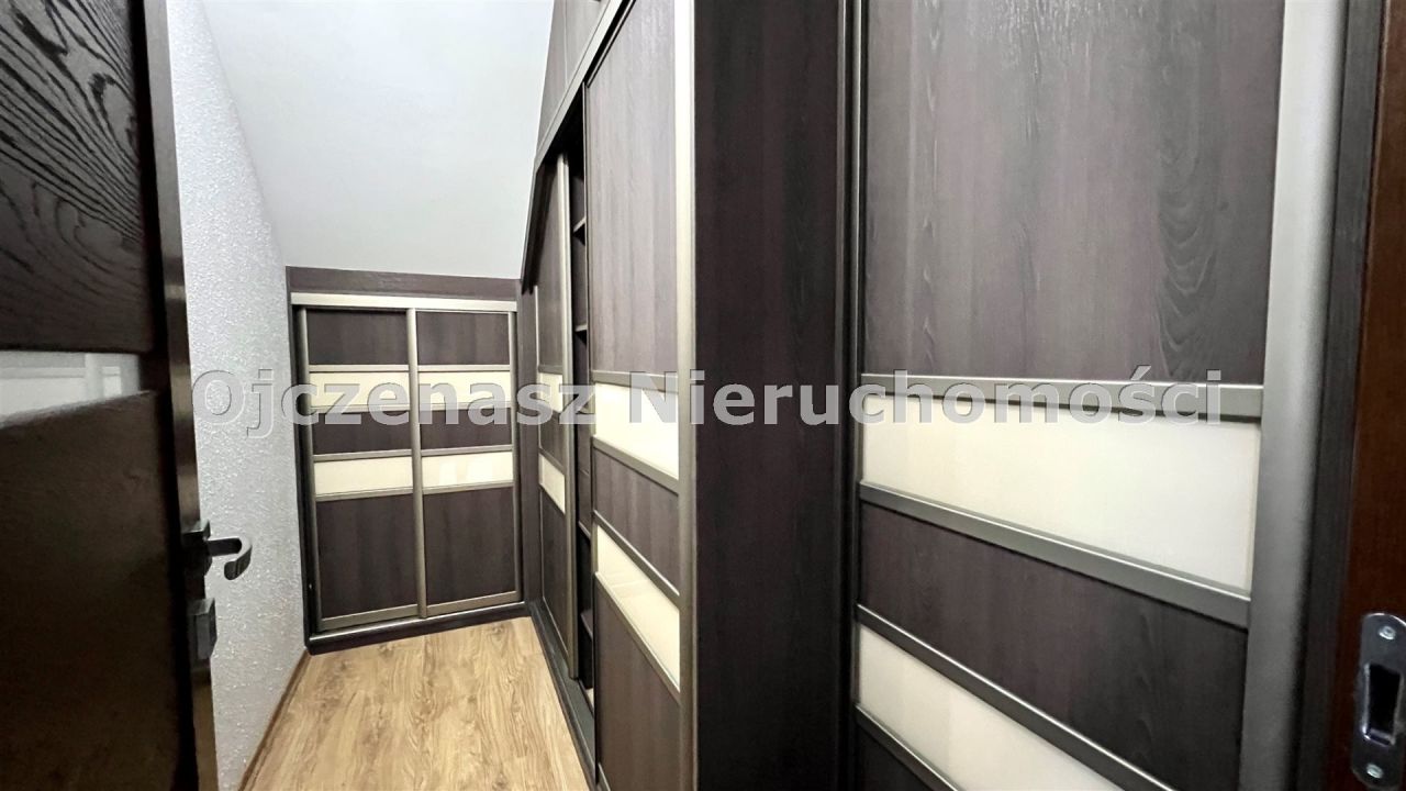 dom wolnostojący, 6 pokoi Niemcz. Zdjęcie 14