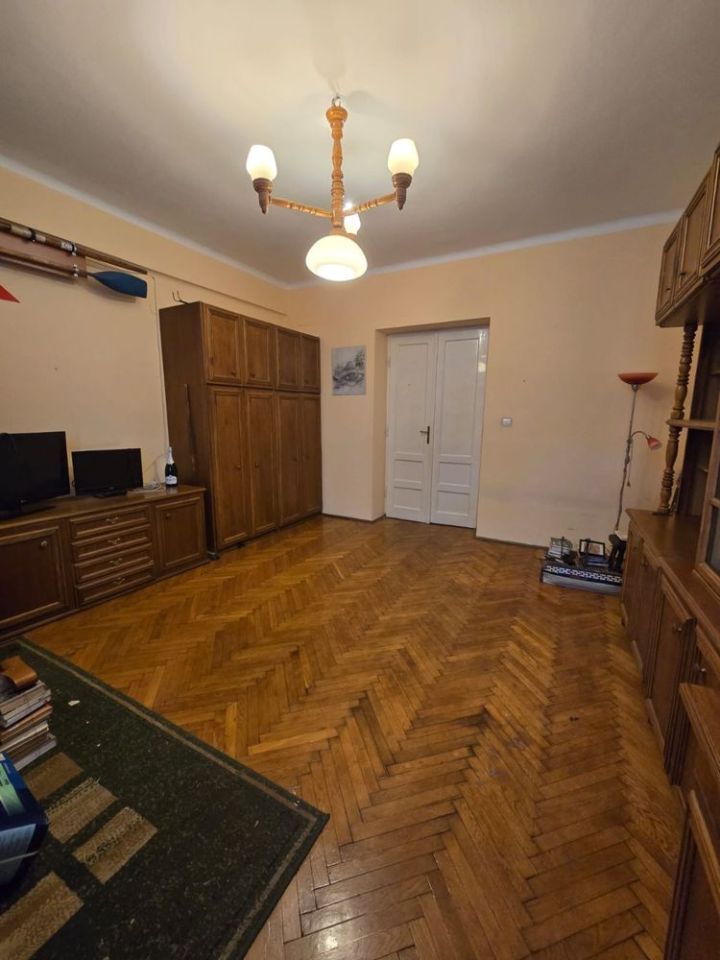 Mieszkanie 2-pokojowe Kraków Stare Miasto, ul. rtm. Zbigniewa Dunin-Wąsowicza. Zdjęcie 3