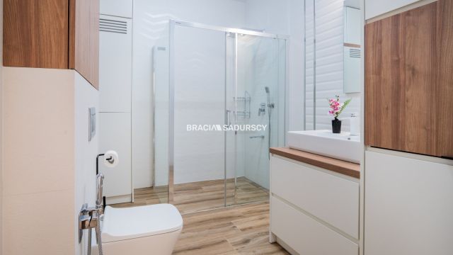 Mieszkanie 3-pokojowe Kraków Skotniki, ul. Antoniego Dobrowolskiego. Zdjęcie 7