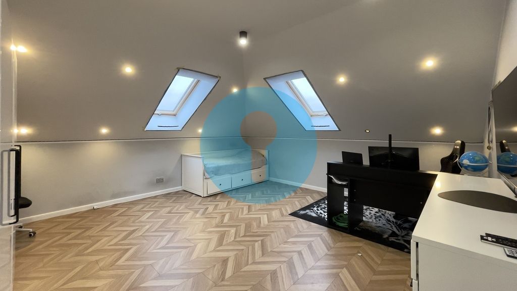 dom wolnostojący, 5 pokoi Brynica. Zdjęcie 21