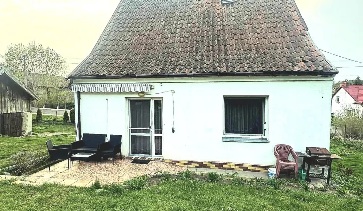 dom wolnostojący, 4 pokoje Kobułty