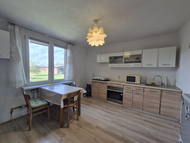 dom wolnostojący, 4 pokoje Cybulice Małe, ul. Wesoła. Zdjęcie 1