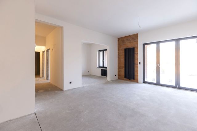 Mieszkanie 3-pokojowe Skarbimierzyce. Zdjęcie 1