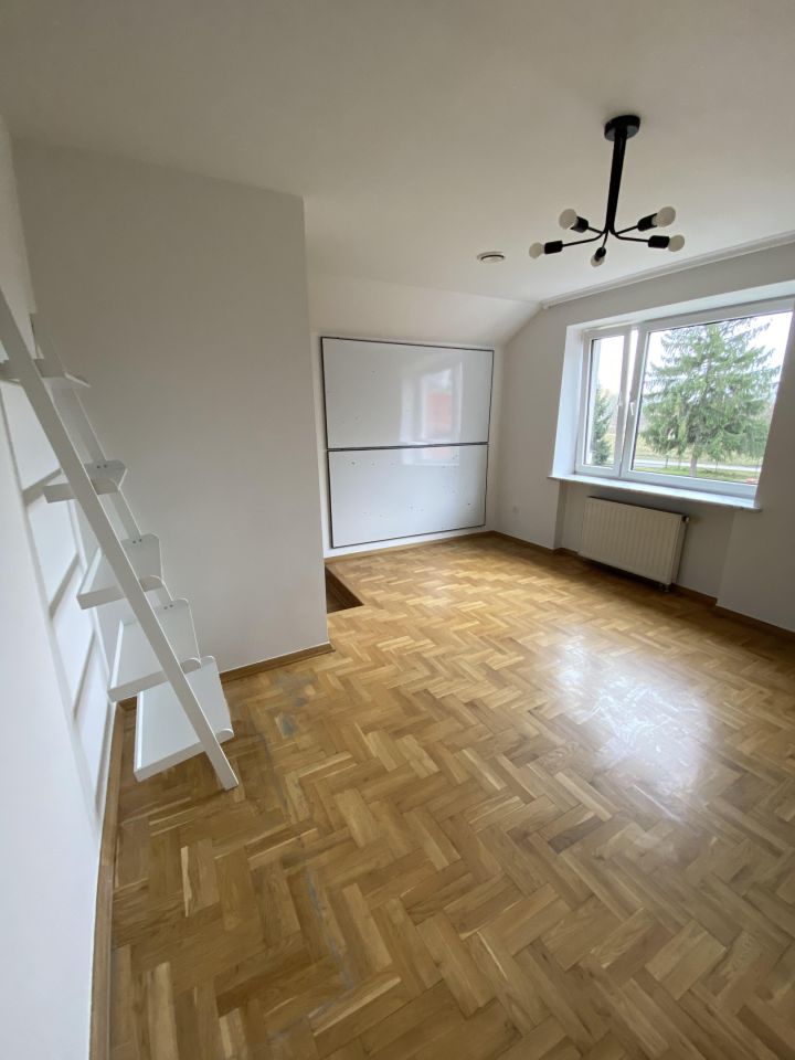 dom wolnostojący, 8 pokoi Kraków Czyżyny, ul. Niepołomska. Zdjęcie 4