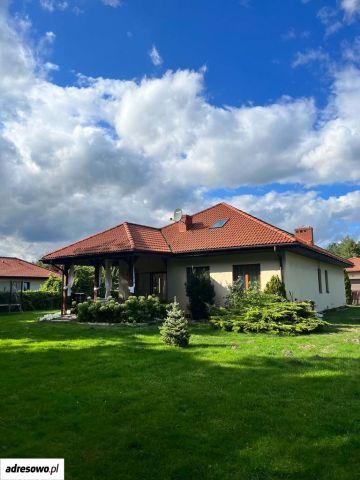 dom wolnostojący, 5 pokoi Lesznowola, ul. Szkolna. Zdjęcie 1