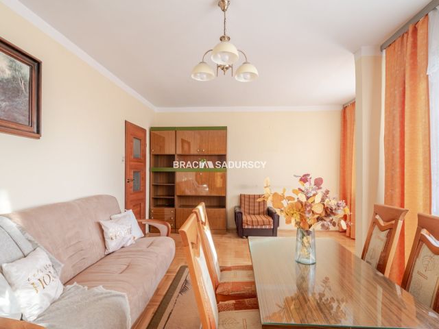 Mieszkanie 3-pokojowe Kraków Czyżyny, os. Dywizjonu 303. Zdjęcie 2