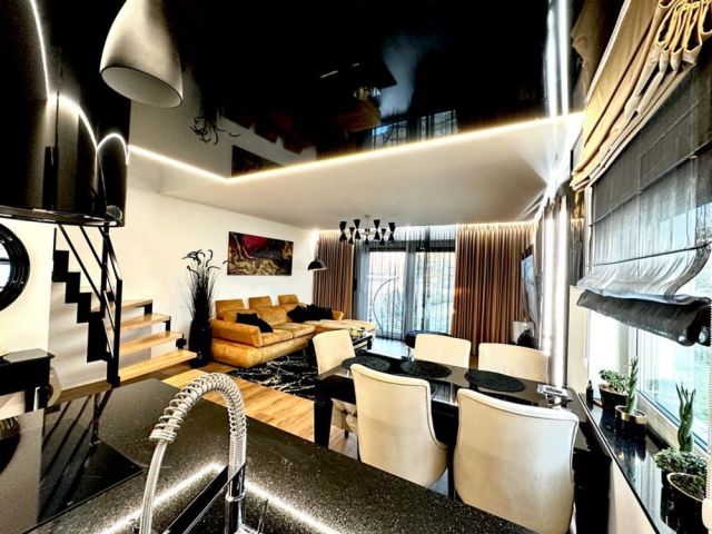 bliźniak Krępice. Zdjęcie 1