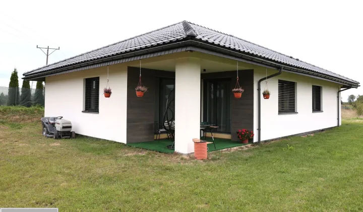 dom wolnostojący, 3 pokoje Jeziorany, ul. Wipsowska