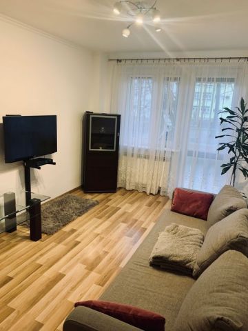 Mieszkanie 3-pokojowe Krosno, ul. Bohaterów Westerplatte. Zdjęcie 1