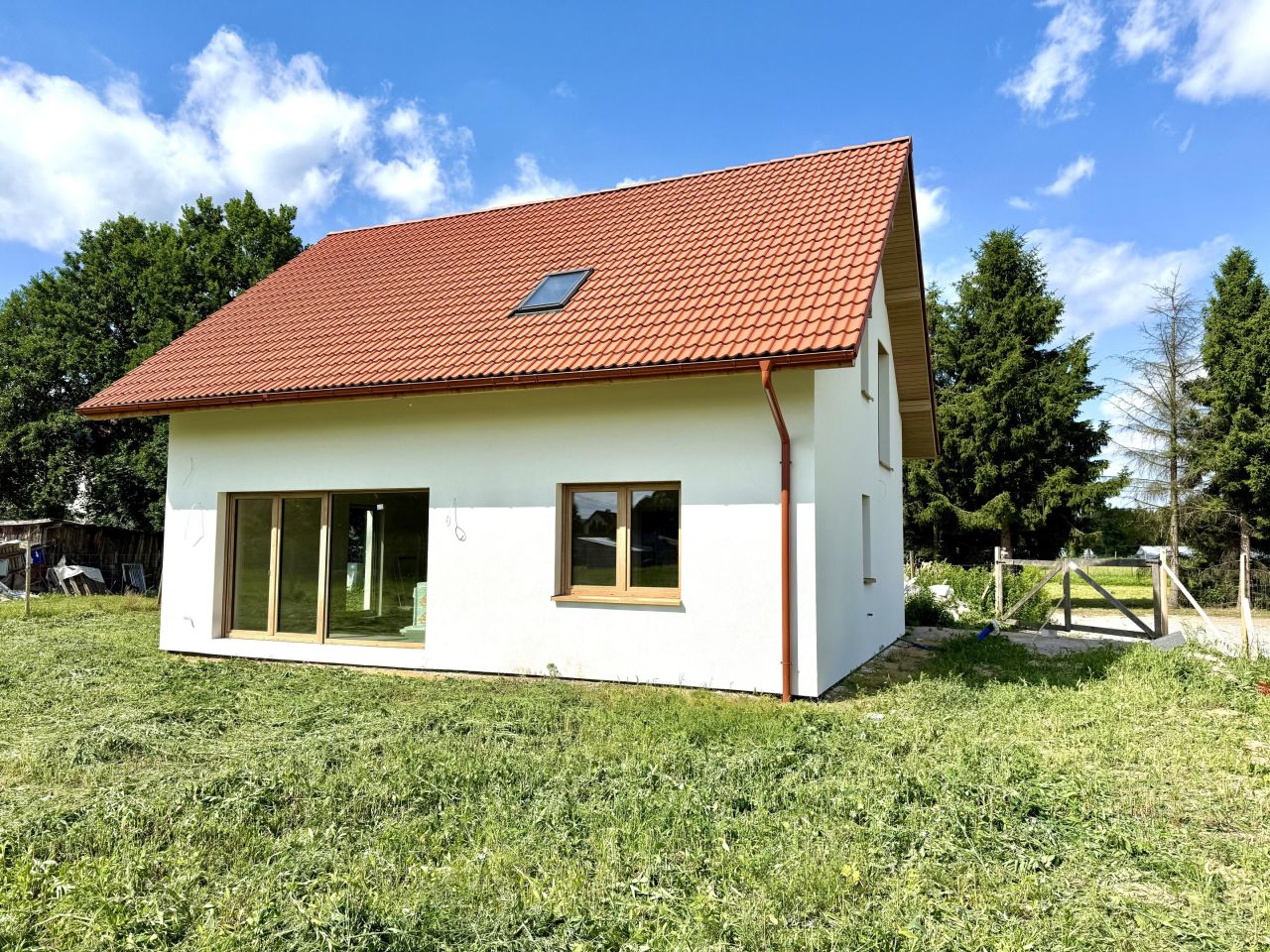 dom wolnostojący, 5 pokoi Komorowo. Zdjęcie 11