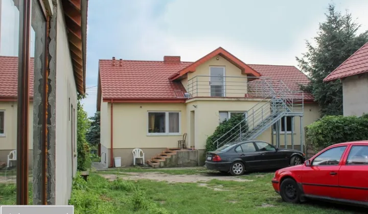 dom wolnostojący, 6 pokoi Przystajnia