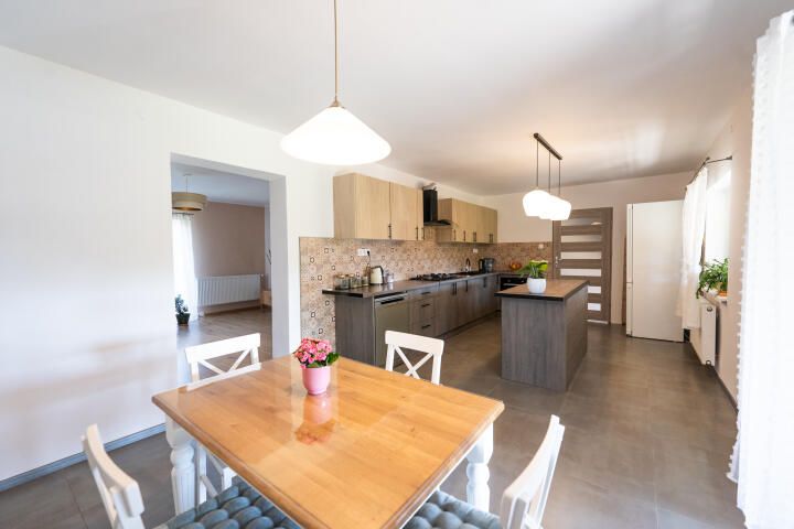 dom wolnostojący, 6 pokoi Bornice. Zdjęcie 11