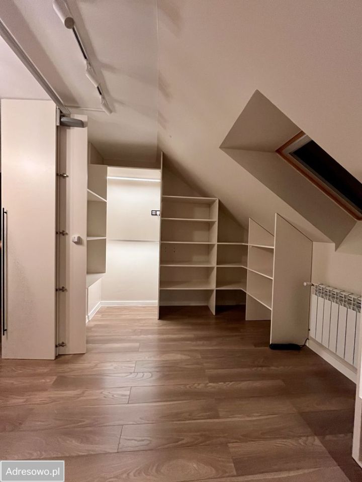 dom wolnostojący, 6 pokoi Bystre osada. Zdjęcie 10