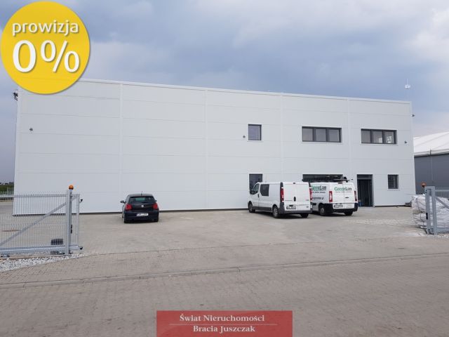 Hala/magazyn Suchy Dwór. Zdjęcie 2