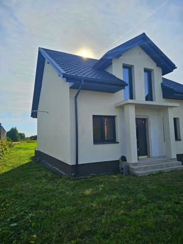 dom wolnostojący, 5 pokoi Radom Malenice, ul. Malenicka. Zdjęcie 1