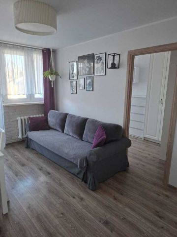 Mieszkanie 3-pokojowe Kłodzko, ul. Ksawerego Dunikowskiego. Zdjęcie 5