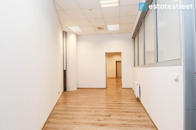 Biuro Kraków Podgórze, ul. Stanisława Smolki. Zdjęcie 8