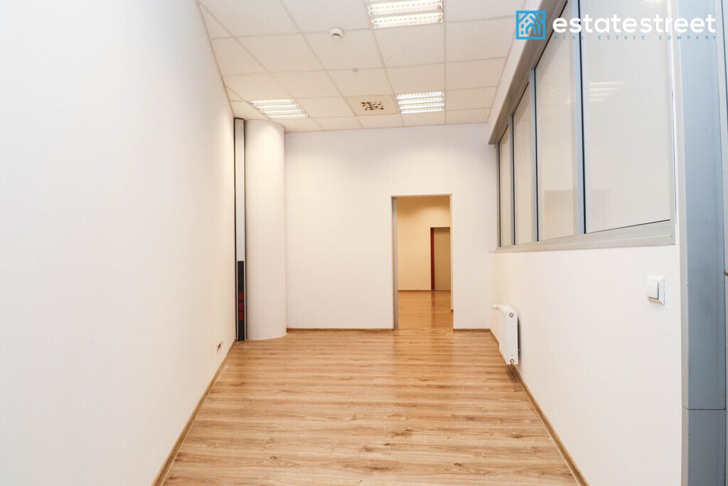 Biuro Kraków Podgórze, ul. Stanisława Smolki. Zdjęcie 8