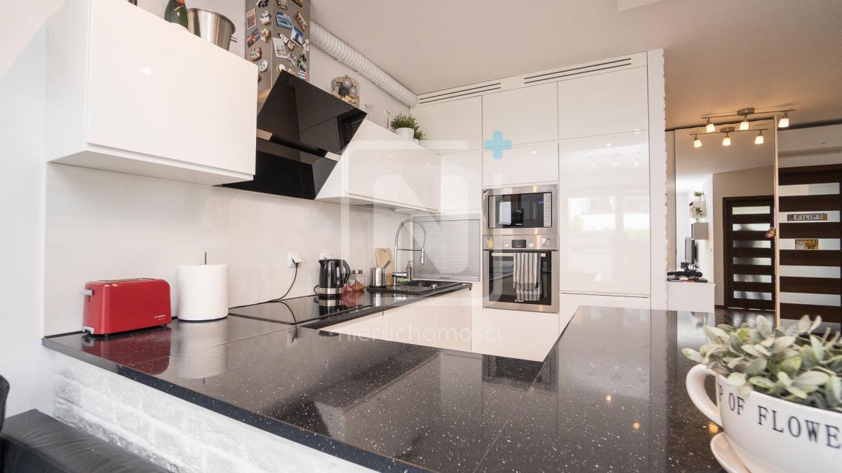 Mieszkanie 3-pokojowe Łomianki. Zdjęcie 5