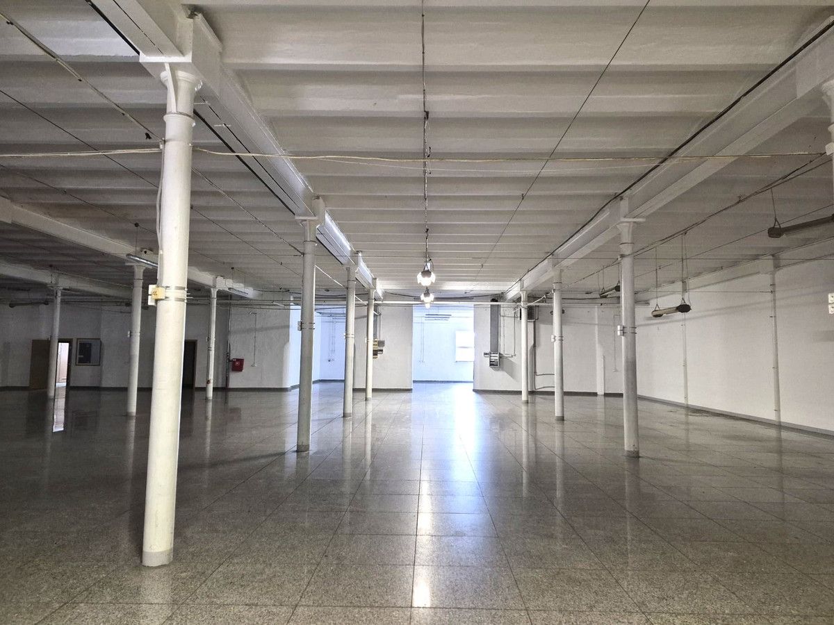 Hala/magazyn Łódź Śródmieście, al. marsz. Józefa Piłsudskiego. Zdjęcie 6