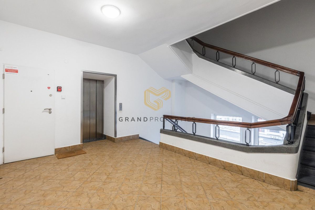 Mieszkanie 4-pokojowe Warszawa Śródmieście, pl. Konstytucji. Zdjęcie 16