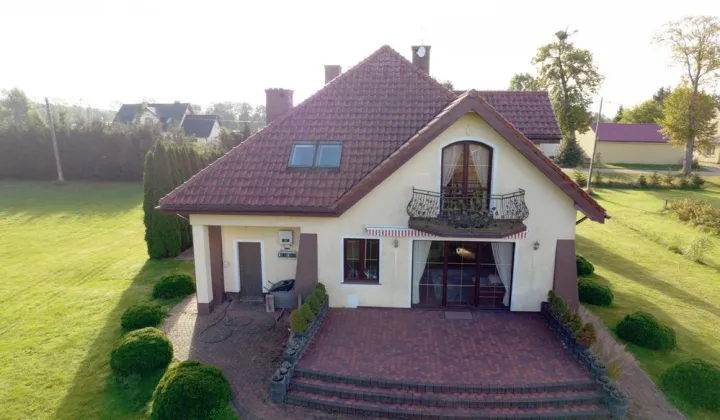 dom wolnostojący Szwarunki