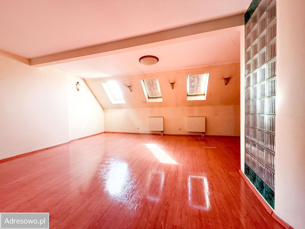 dom szeregowy, 6 pokoi Oleśnica Centrum, ul. Bolesława Krzywoustego. Zdjęcie 19