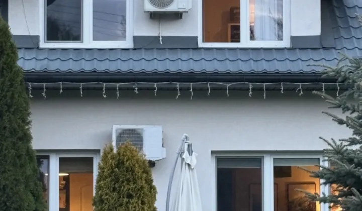 dom wolnostojący, 6 pokoi Ossów, ul. Władysława Broniewskiego