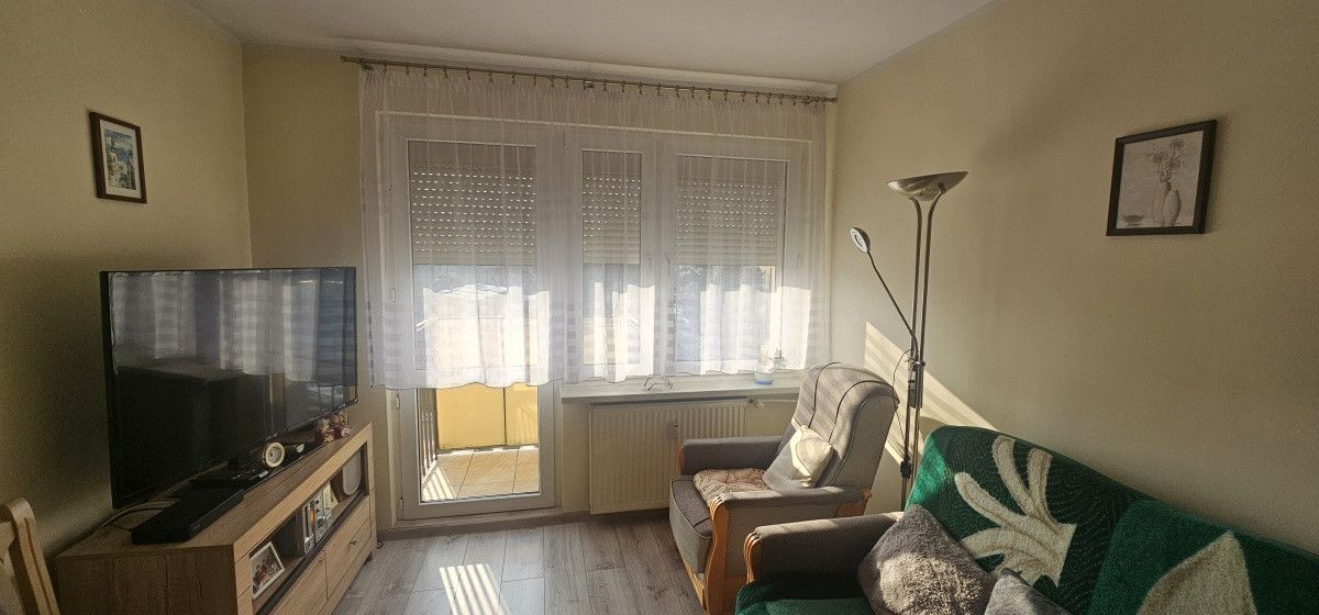 Mieszkanie 3-pokojowe Góra. Zdjęcie 5