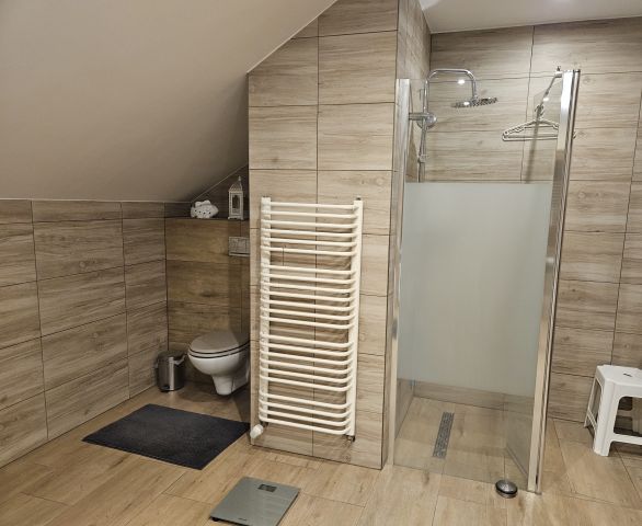 dom wolnostojący, 5 pokoi Kobylice, ul. Szkolna. Zdjęcie 8