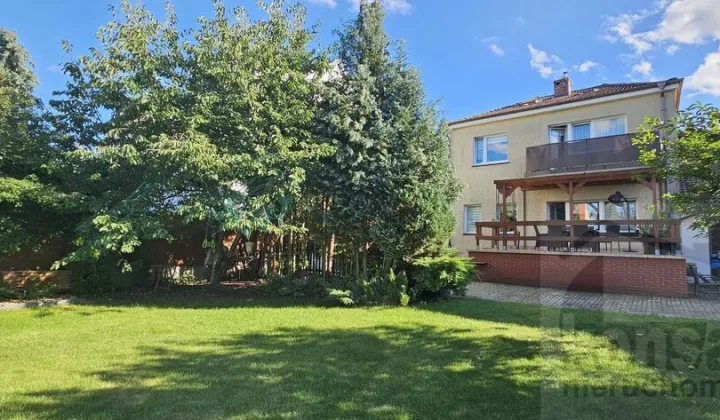 dom wolnostojący, 7 pokoi Szczecin Bezrzecze, ul. Koralowa