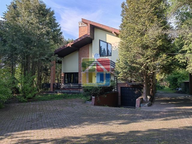 dom wolnostojący, 6 pokoi Bierzewice. Zdjęcie 1