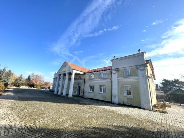 Nieruchomość komercyjna Staszów. Zdjęcie 4