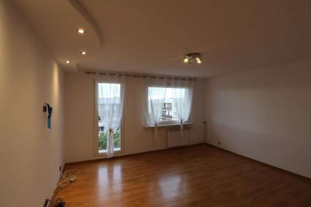 Mieszkanie 3-pokojowe Zielona Góra, ul. Konstruktorów. Zdjęcie 1