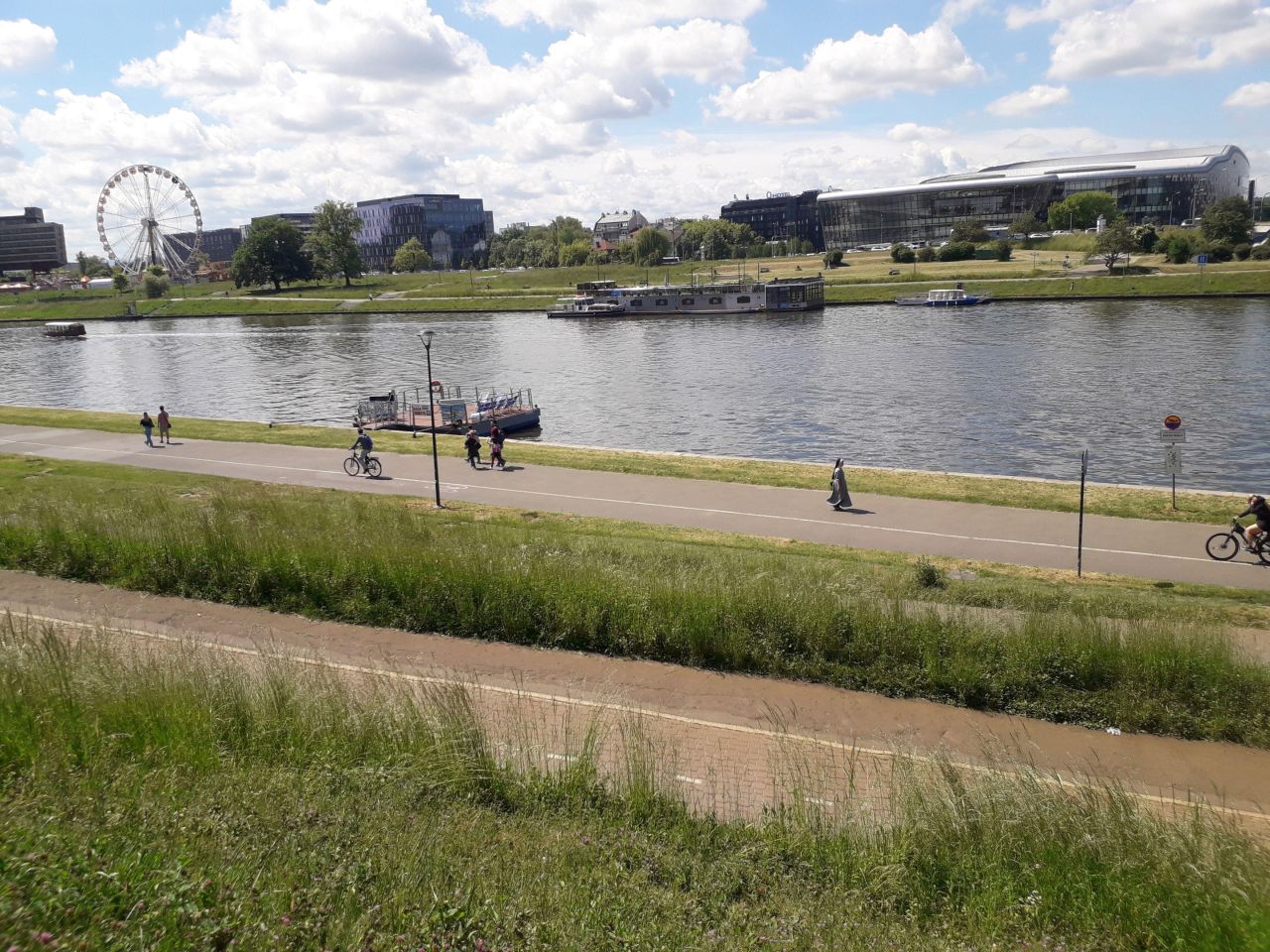 Mieszkanie 1-pokojowe Kraków Ludwinów, ul. Wierzbowa. Zdjęcie 4