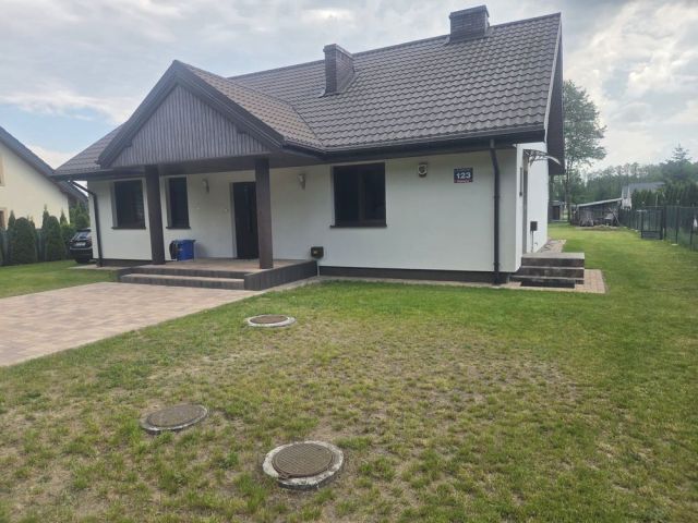 dom wolnostojący Kajetany, ul. Czarny Las. Zdjęcie 1