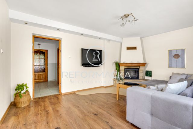 dom wolnostojący, 6 pokoi Wysoka Głogowska. Zdjęcie 10