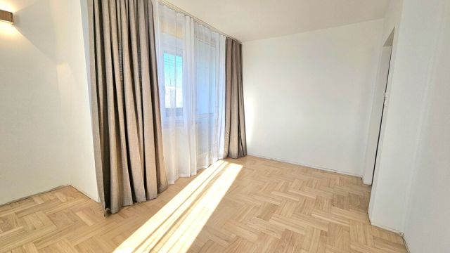 Mieszkanie 3-pokojowe Warszawa, ul. Wyszogrodzka. Zdjęcie 2