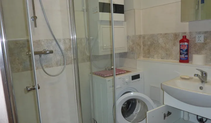 Mieszkanie 2-pokojowe Kamienna Góra, Bohaterów Getta