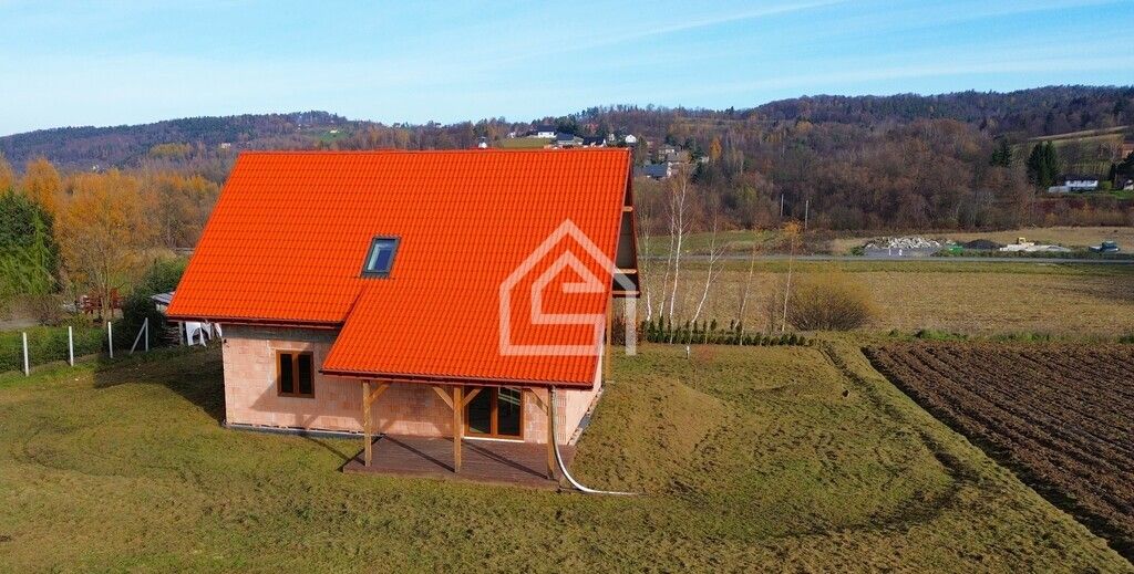 dom wolnostojący, 6 pokoi Ubrzeż. Zdjęcie 3