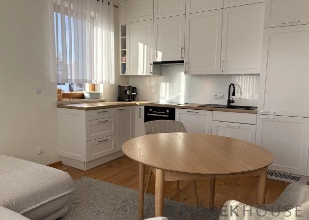 Mieszkanie 3-pokojowe Warszawa Praga-Południe, ul. Biskupia. Zdjęcie 2