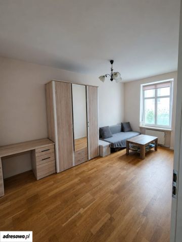 Mieszkanie 3-pokojowe Poznań Stare Miasto, ul. Rybaki. Zdjęcie 1