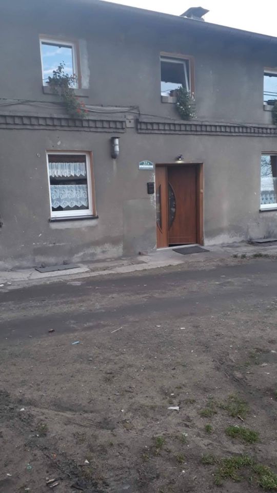 budynek wielorodzinny, 7 pokoi Bytom Rozbark, ul. Brzezińska. Zdjęcie 3