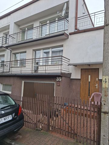 bliźniak, 6 pokoi Wieluń, ul. gen. Kazimierza Pułaskiego. Zdjęcie 1