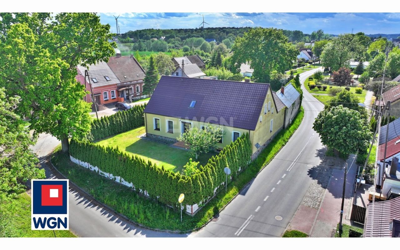 dom wolnostojący, 6 pokoi Wierzbnica, Wierzbnica. Zdjęcie 1