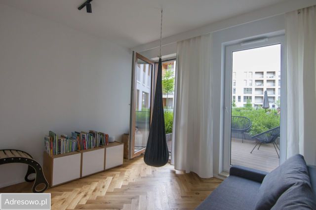 Mieszkanie 3-pokojowe Warszawa, ul. Chrystiana Piotra Aignera. Zdjęcie 1