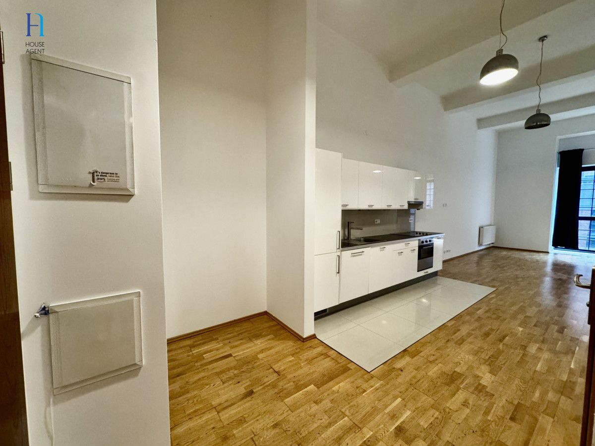 Mieszkanie 1-pokojowe Łódź Księży Młyn, ul. ks. bp. Wincentego Tymienieckiego. Zdjęcie 6