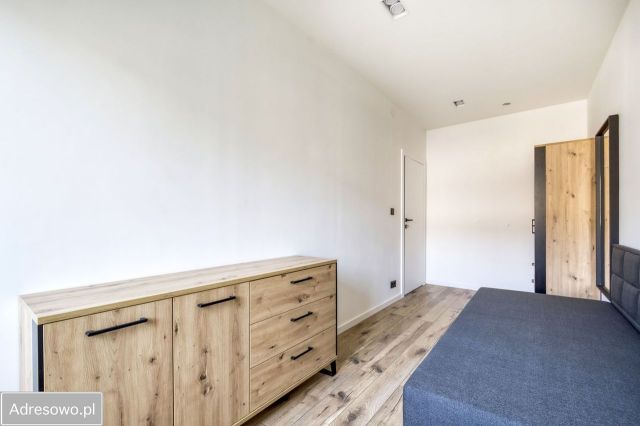 Mieszkanie 4-pokojowe Warszawa Wola, ul. Syreny. Zdjęcie 1