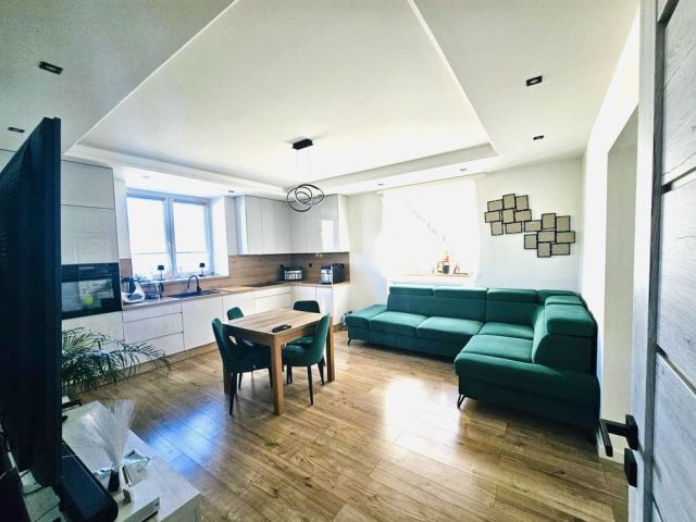 Mieszkanie 3-pokojowe Mikoszów. Zdjęcie 1